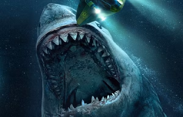 Siêu cá mập quả thật không phải là hư danh. Theo mẫu răng của chúng được tìm thấy, răng của chúng có chiều dài tối đa là 18.4 cm. Sau khi tái tạo lại hàm, bộ hàm của chúng có thể lên tới 2.7 x 3.4m.