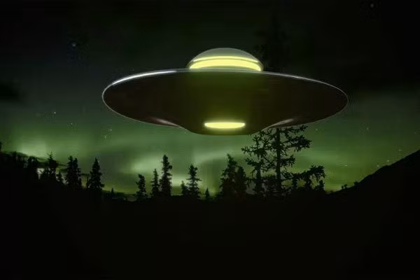 Trong số 144 trường hợp phát hiện UFO, có 18 trường hợp liên quan đến “những kiểu chuyển động bất thường của UAP hoặc đặc điểm chuyến bay".