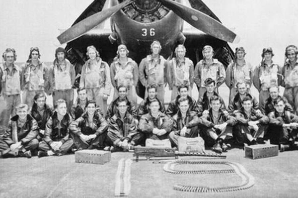 Chiều 5-12-1945, cả 5 chiếc máy bay ném bom của Hải quân bay huấn luyện từ Florida nhưng bỗng “bốc hơi” với 14 phi công dày dặn kinh nghiệm. Từ đây truyền thuyết về Tam giác quỷ Bermuda bắt đầu.