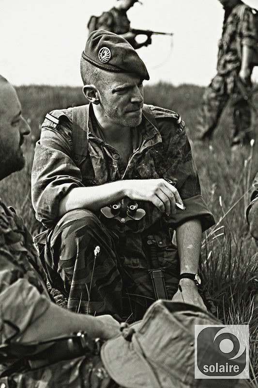 Điều này khiến cho cuộc sống hậu chiến của các binh lính này cũng như gia đình họ trở nên hết sức khó khăn vì kỹ năng duy nhất họ có là chiến đấu, quân đội Đức khi này vẫn chưa được thành lập lại và quan trọng nhất là họ dường như bị gạt ra bên lề của xã hội do mang án "diệt chủng" trên đầu. Nguồn ảnh: TL.