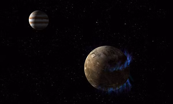 Trước đó, theo NASA, mặt trăng Ganymede chứa nhiều nước hơn tất cả đại dương trên Trái Đất cộng lại. Tuy nhiên, vì nhiệt độ quá lạnh nên tất cả nước trên bề mặt đều bị đóng băng. Do nước bị đóng băng nên không hề có sự bốc hơi nào.