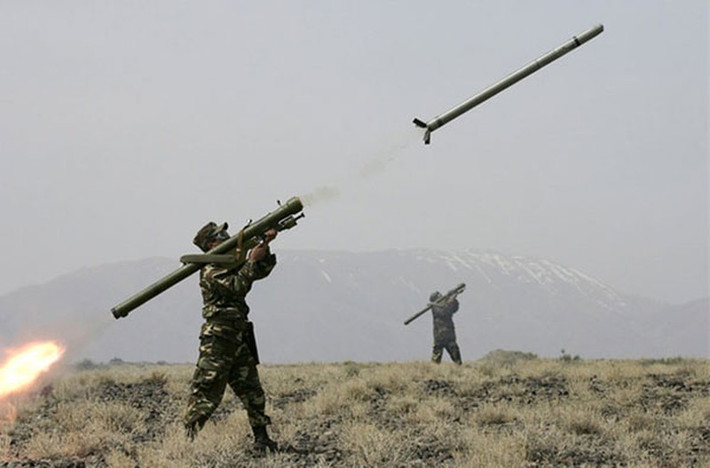 Việt Nam hiện đang sử dụng hai phiên bản tên lửa Igla với một là phiên bản gốc 9K310 Igla cho phòng không trên bộ và 9K310 Igla-1E cho phòng không trên hạm. Nguồn ảnh: Pinterest.