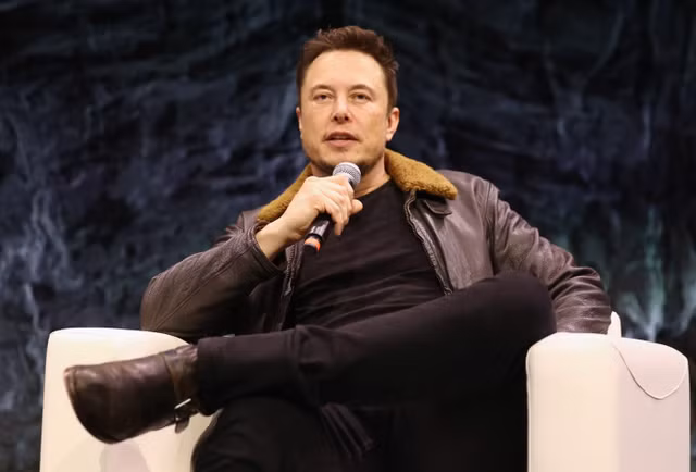 Vi sao ty phu Elon Musk noi 'ky nghi se giet chet ban day'?