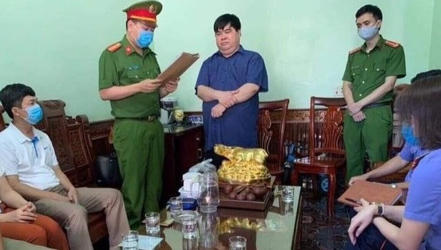 Giám đốc cầm đầu đường dây mua bán hóa đơn hơn 450 tỉ đồng Giam doc cam dau duong day mua ban hoa don hon 450 ti dong