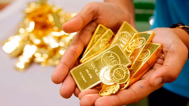 Gia vang hom nay 9/3: Gia vang dang tang manh, sap lap ky luc moi