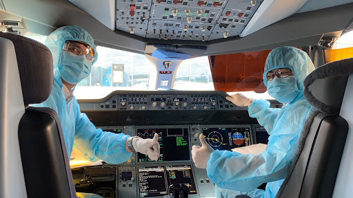 Phi công Vietnam Airlines nhiễm Covid-19 đã đi ăn uống giải trí nhiều nơi, đến trụ sở công an phường Phi cong Vietnam Airlines nhiem Covid-19 da di an uong giai tri nhieu noi, den tru so cong an phuong
