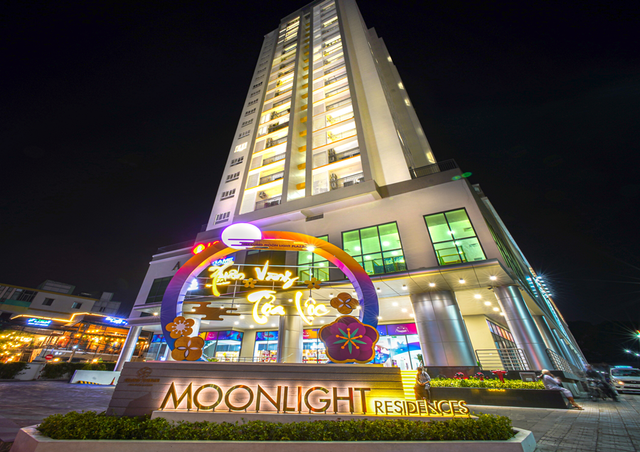 Hưng Thịnh giảm hơn 40% giá thuê mặt bằng trong mùa dịch Covid-19 Hung Thinh giam hon 40% gia thue mat bang trong mua dich Covid-19