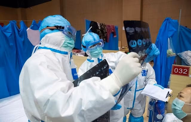 Benh nhan 119 nhiem Covid-19 tap gym California Centuryon o Landmark 81, an nha hang Basilico Italian