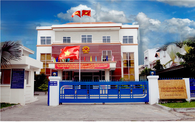 Trụ sở công an phường Thảo Điền bị cách ly vì 3 cán bộ tiếp xúc với người nhiễm Covid-19 Tru so cong an phuong Thao Dien bi cach ly vi 3 can bo tiep xuc voi nguoi nhiem Covid-19