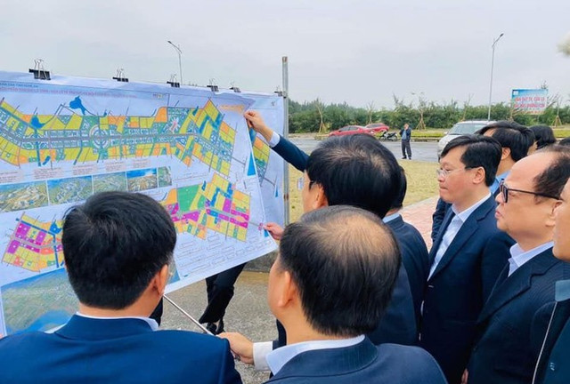 Nhiều lãnh đạo Nghệ An cách ly tại nhà vì có tiếp xúc với Bộ trưởng Nguyễn Chí Dũng Nhieu lanh dao Nghe An cach ly tai nha vi co tiep xuc voi Bo truong Nguyen Chi Dung