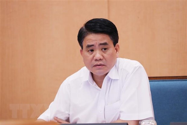 Bộ Chính trị đình chỉ sinh hoạt Đảng bộ đối với ông Nguyễn Đức Chung Bo Chinh tri dinh chi sinh hoat Dang bo doi voi ong Nguyen Duc Chung