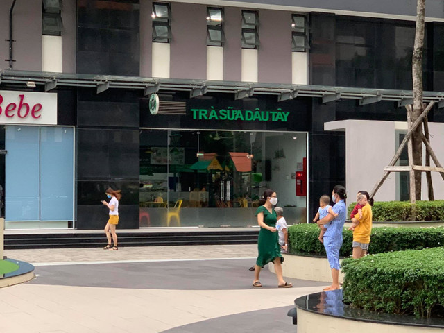 Từ 5/8, TP HCM xử phạt người không đeo khẩu trang nơi công cộng Tu 5/8, TP HCM xu phat nguoi khong deo khau trang noi cong cong