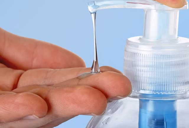 Thu hoi my pham khong dat tieu chuan chat luong do duoc my pham Nam Khang san xuat