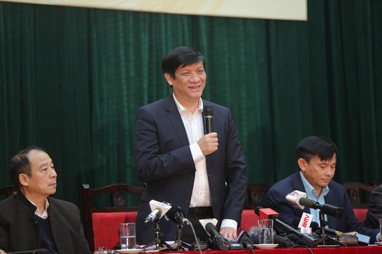 Người trên 30 tuổi dễ nhiễm virus corona Nguoi tren 30 tuoi de nhiem virus corona