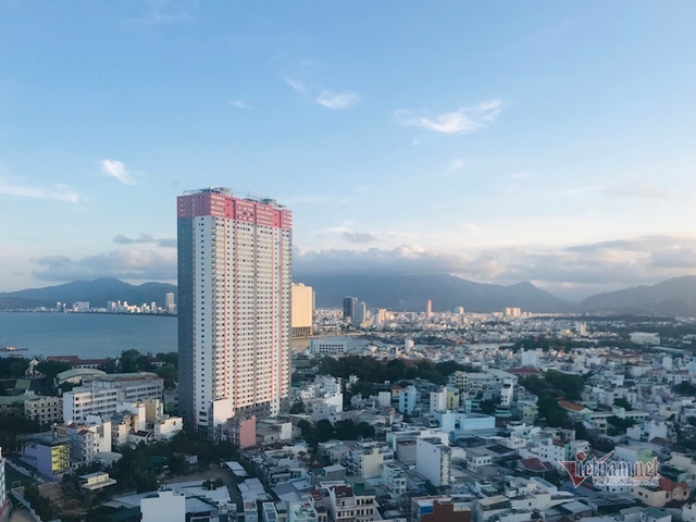 Bát nháo căn hộ chung cư, condotel tự doanh kéo tụt du lịch Việt - Hình 2 Bat nhao can ho chung cu, condotel tu doanh keo tut du lich Viet-Hinh-2