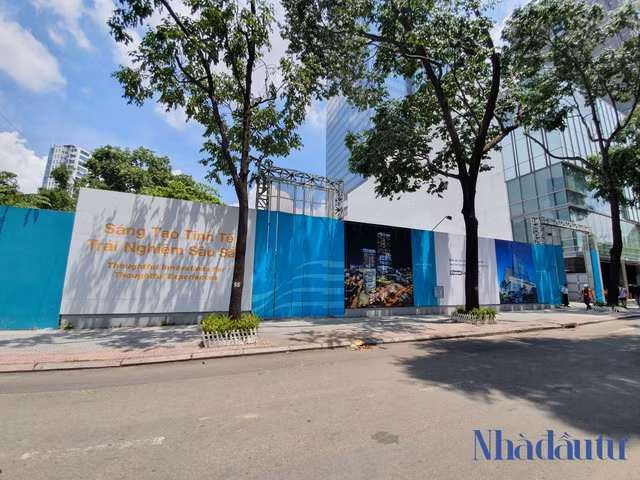 Xay dung sai quyet dinh dau tu, du an Saigon Centre-II suot 24 nam van chi la bai dat trong