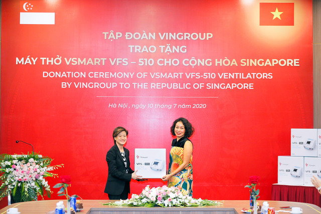 Vingroup trao tang 1.000 may tho cho Nga, Ucraina va Singapore