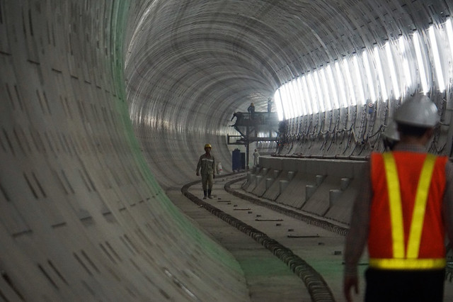 Thua 1.800 ty khong dung den, ba lan xin tra van chua duoc dong y