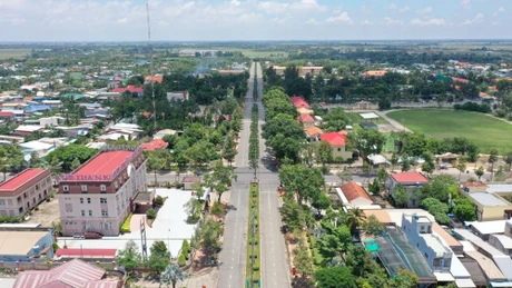 Gói thầu sửa chữa đường bờ Nam kênh Cả Gừa có về tay liên danh Triệu Vỹ - Tường Tộ