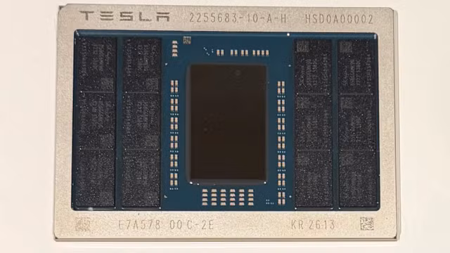 Chip Tesla AI5. Ảnh: X/Elon Musk
