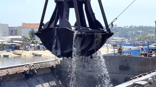 Nhiều công trình tại Quảng Ngãi có khối lượng nạo vét lớn không tận dụng hết.