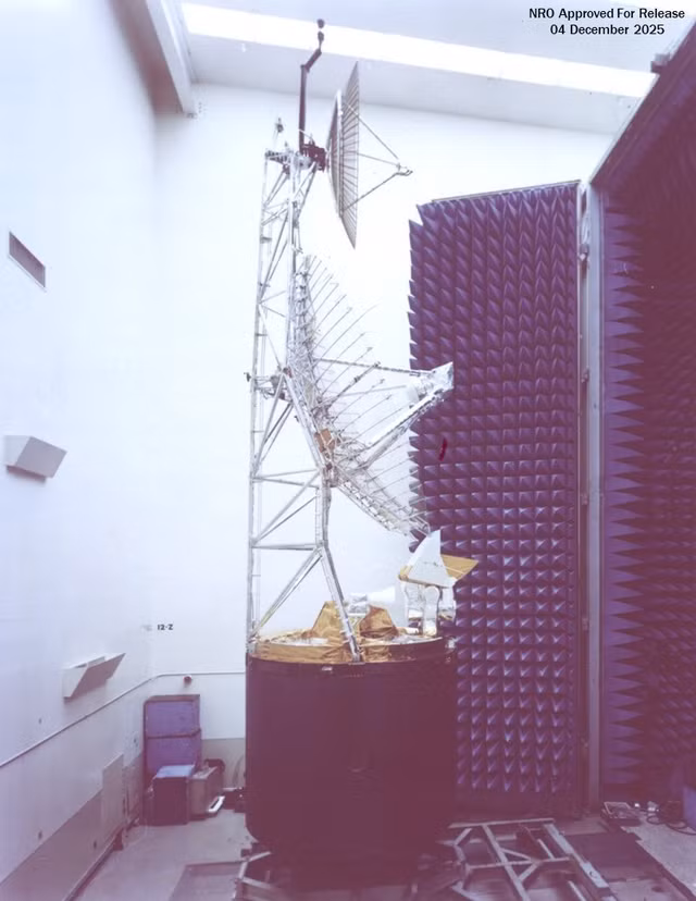 Thử nghiệm Jumpseat trong buồng tiêu âm. NRO