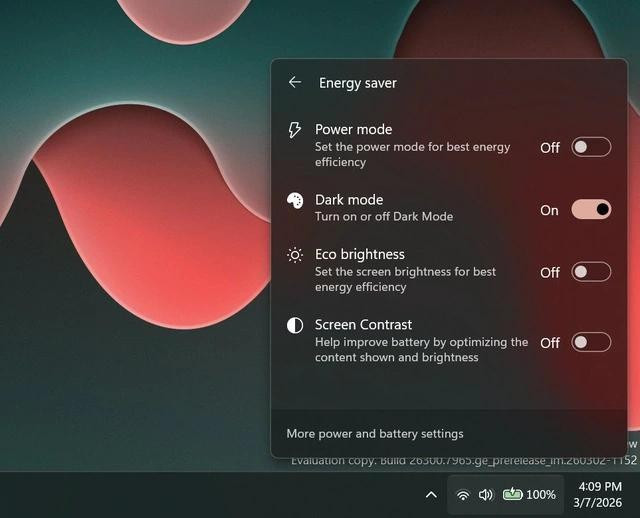 Menu phụ xuất hiện bên trong nút Energy Saver kích hoạt Dark Mode.