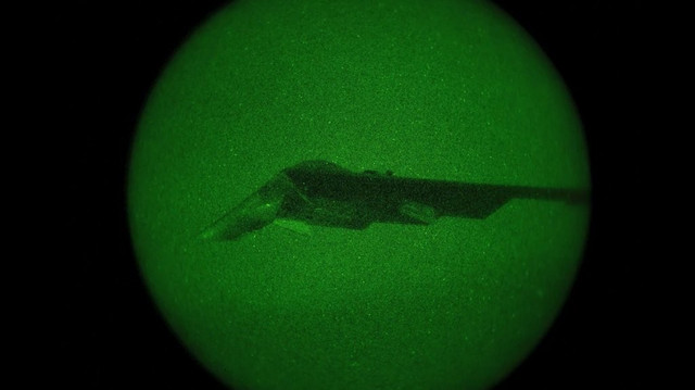 Máy bay ném bom B-2 tham gia không kích Iran. CENTCOM