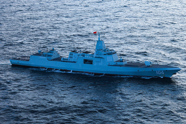 Tàu tấn công đổ bộ lớp Type 075