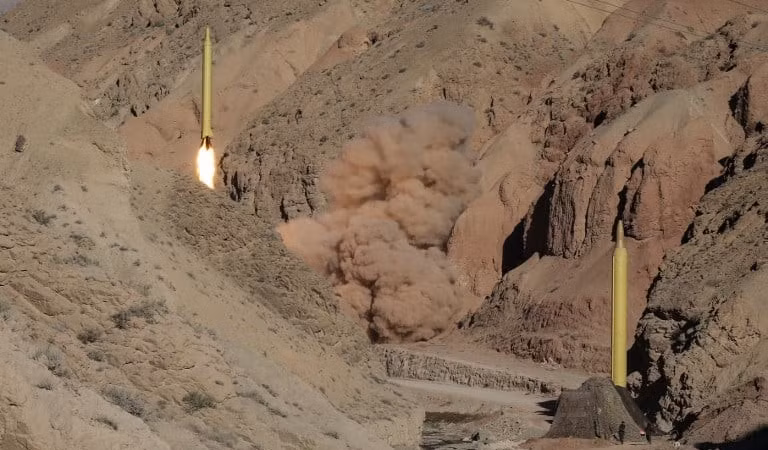 Iran khôi phục nhanh chóng các bệ phóng tên lửa ngầm