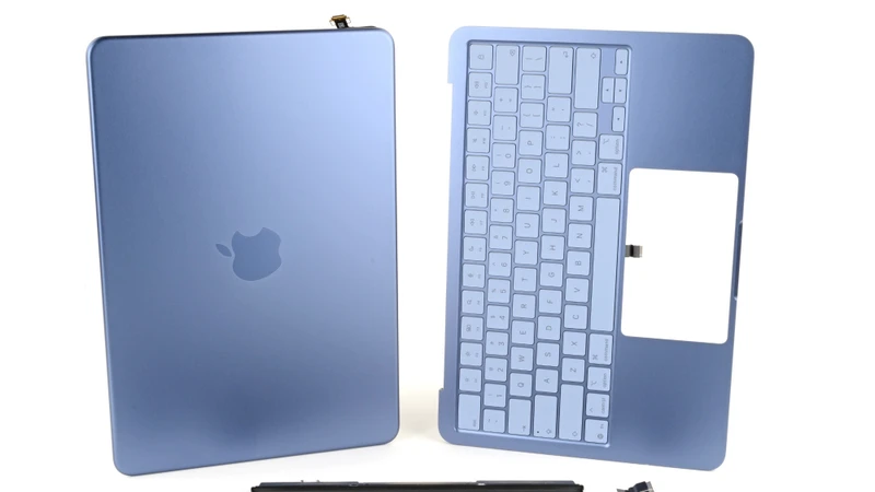 iFixit bất ngờ vì MacBook Neo dễ sửa chữa nhất từ trước đến nay