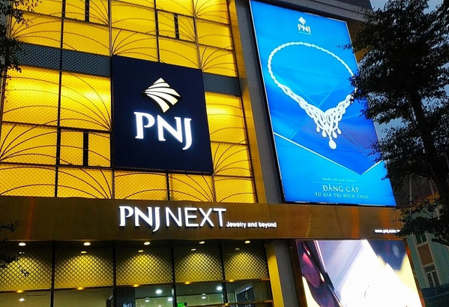 Mỗi tuần một doanh nghiệp: PNJ chiếm 50% thị trường trang sức tại Việt Nam Moi tuan mot doanh nghiep: PNJ chiem 50% thi truong trang suc tai Viet Nam