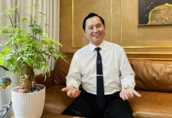 Họ Louis dưới thời ông Đỗ Thành Nhân: Những cổ phiếu trà đá hoá 'thiên nga' như thế nào? Ho Louis duoi thoi ong Do Thanh Nhan: Nhung co phieu tra da hoa 'thien nga' nhu the nao?