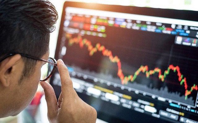 Tự doanh tiếp tục bán ròng mạnh trong phiên VN-Index giảm 12 điểm Tu doanh tiep tuc ban rong manh trong phien VN-Index giam 12 diem