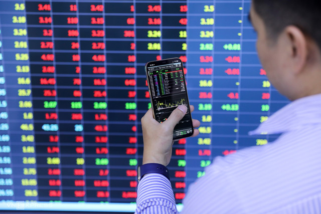 Chứng khoán ngày 29/6: Cổ phiếu nào được khuyến nghị? Chung khoan ngay 29/6: Co phieu nao duoc khuyen nghi?