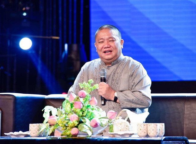 Hai đại gia Việt lên núi ở ẩn, doanh nghiệp vẫn có lợi nhuận khủng Hai dai gia Viet len nui o an, doanh nghiep van co loi nhuan khung