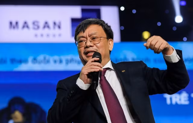 Ty phu Nguyen Dang Quang roi ghe Chu tich Mobicast