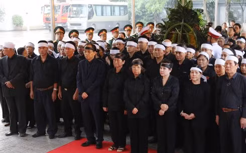 Truc tiep: Le vieng nguyen Chu tich nuoc Le Duc Anh-Hinh-8