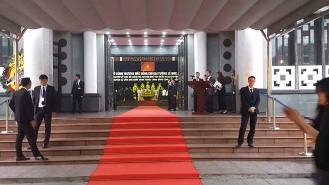 Truc tiep: Le vieng nguyen Chu tich nuoc Le Duc Anh-Hinh-6