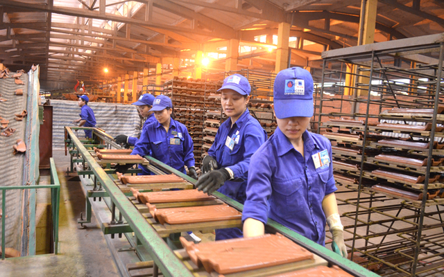 Viglacera Đông Triều tham vọng đặt lợi nhuận gấp đôi lên 30 tỷ đồng vào năm 2020 Viglacera Dong Trieu tham vong dat loi nhuan gap doi len 30 ty dong vao nam 2020