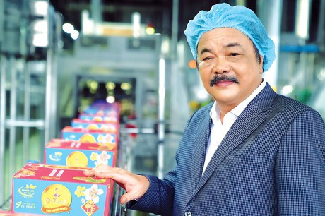 Ông chủ Dr. Thanh thật sự có nhiều tiền như lời đồn? - Hình 2 Ong chu Dr. Thanh that su co nhieu tien nhu loi don?-Hinh-2