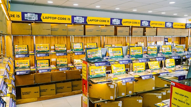 Trưởng ban nội bộ MWG bán 3 triệu cổ phiếu để thu về 320 tỷ đồng Truong ban noi bo MWG ban 3 trieu co phieu de thu ve 320 ty dong