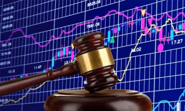 Chu tich cua Bong Viet Nam bi xu phat do mua ‘chui’ co phieu