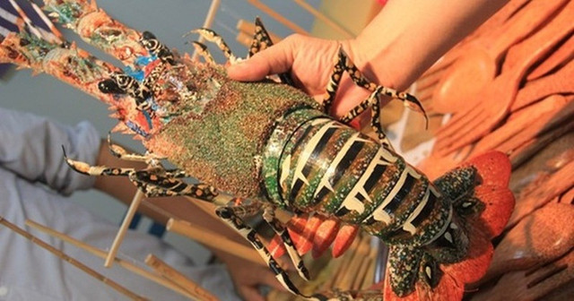 Vợ Chủ tịch và lãnh đạo FMC đồng loạt thoái vốn trước đại hội bất thường Vo Chu tich va lanh dao FMC dong loat thoai von truoc dai hoi bat thuong