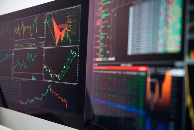 VN-Index vuot 1.300 diem, dat muc cao nhat trong 2 nam