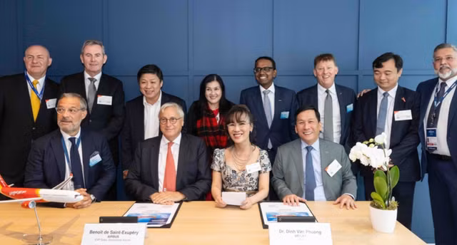 Vietjet dự chi 7,4 tỷ USD đặt mua 20 máy bay Airbus thân rộng Vietjet du chi 7,4 ty USD dat mua 20 may bay Airbus than rong