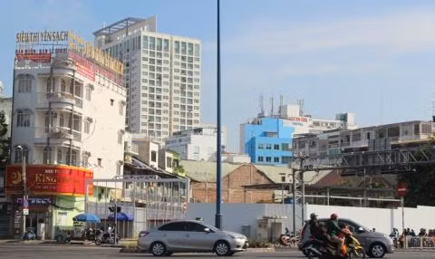 Charmington Dragonic cua TTC Land: Chua giai phong mat bang da rao ban-Hinh-2