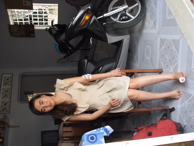 Kim Anh với chấn thương trên người.