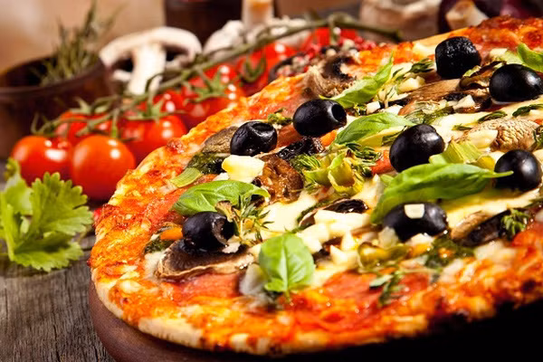 Thuong thuc pizza dai gia co gia gan 5 ty dong