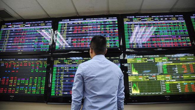 Chứng khoán ngày 6/12: Cổ phiếu nào nên chú ý? Chung khoan ngay 6/12: Co phieu nao nen chu y?